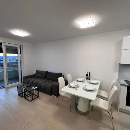 Apartman Addenda With Free Garage Parking