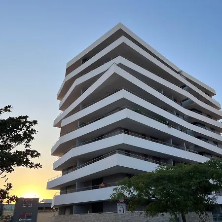 Addenda With Free Garage Parking Apartman