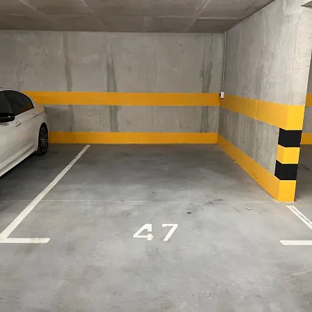 Addenda With Free Garage Parking Apartman