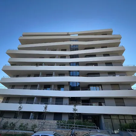 Apartman Addenda With Free Garage Parking *